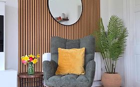 Stylish Apartment In Cong